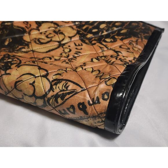 US Based Authentic Chanel CC Printed & Leather Quilted Clutch Bag w Medallion - Picture 5 of 15